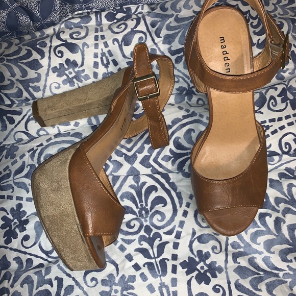 Madden Girl Heeled Platform Sandal Sz 8 - Picture 1 of 5
